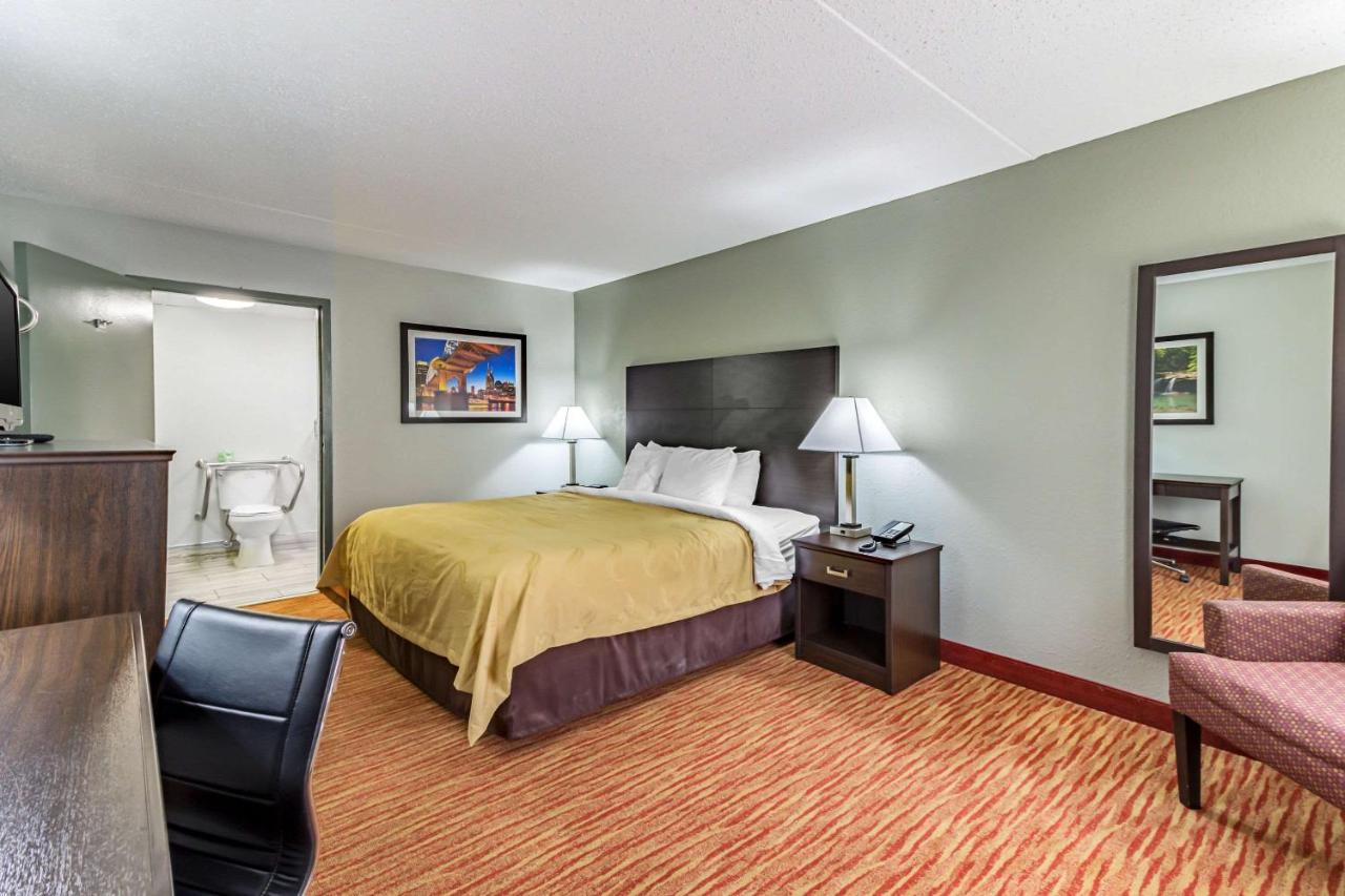 Economy Inn — photo 18