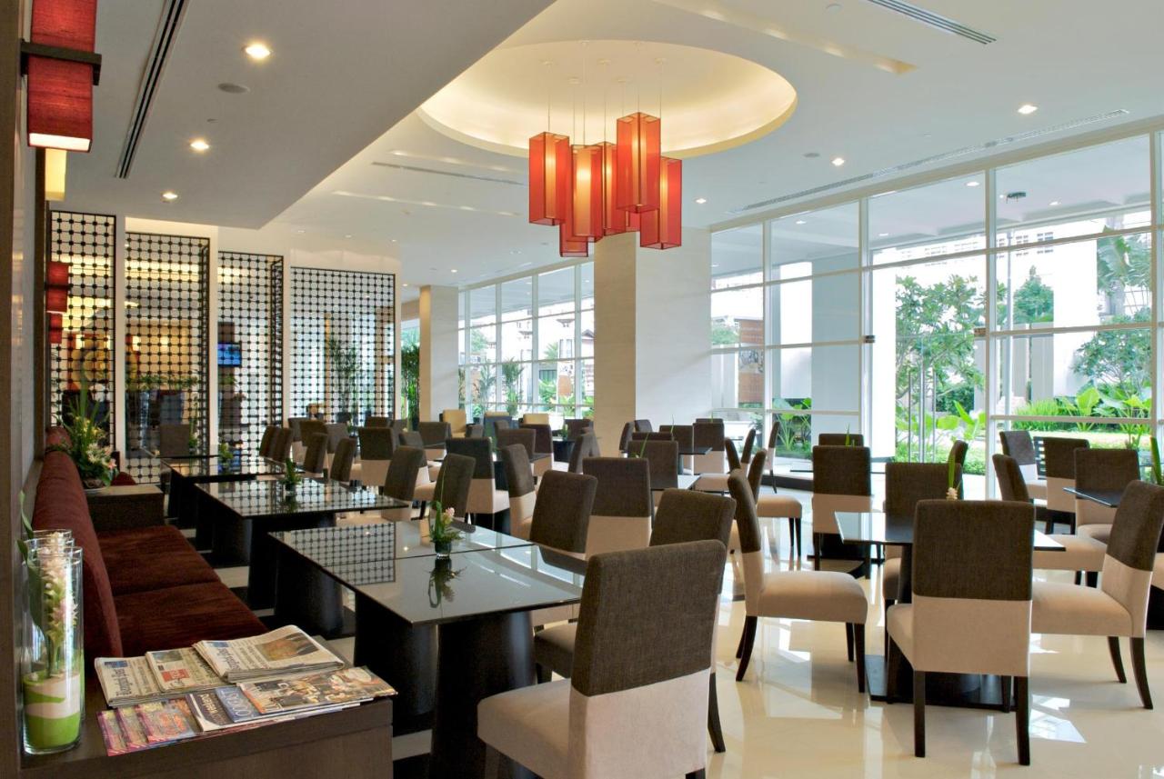 The Narathiwas Hotel & Residence Sathorn Bangkok - 5