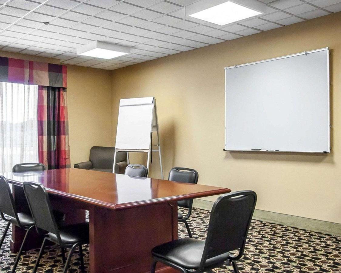 Executive Inn — photo 21