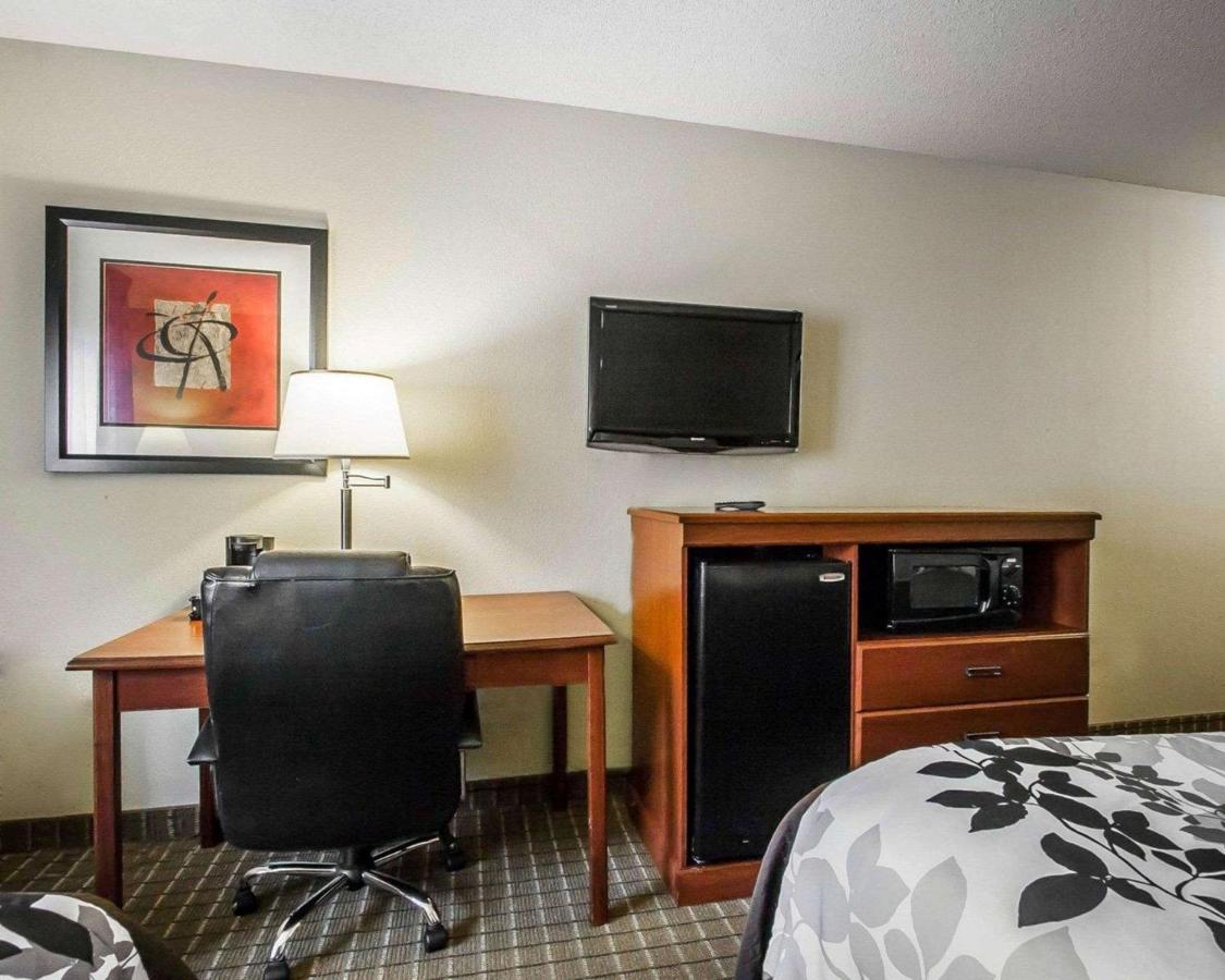 Executive Inn — photo 13