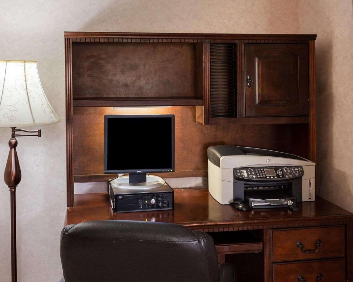 Treasure Town Inn — photo 4