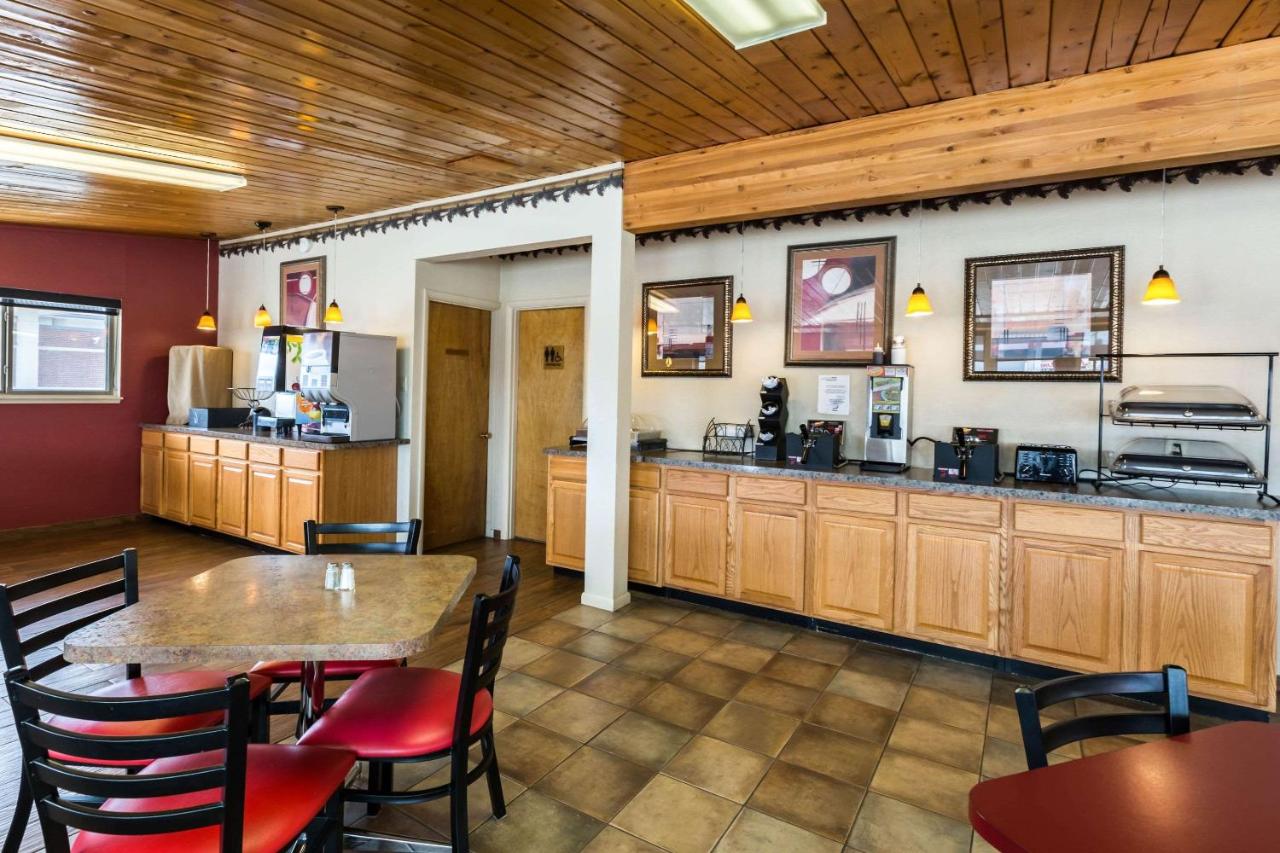 Harmony Inn & Suites — photo 4