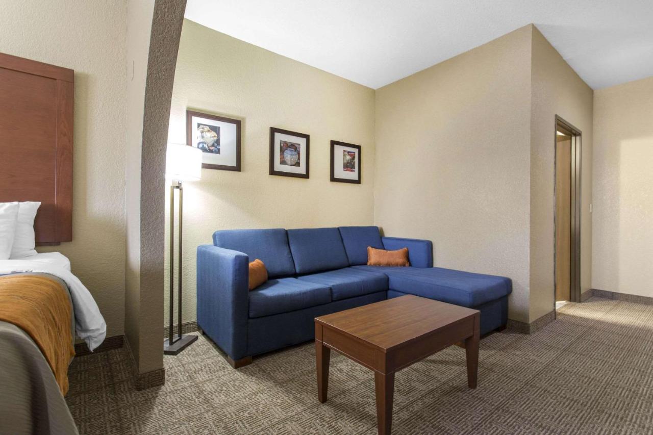 Hotel Adamex Deming — photo 23