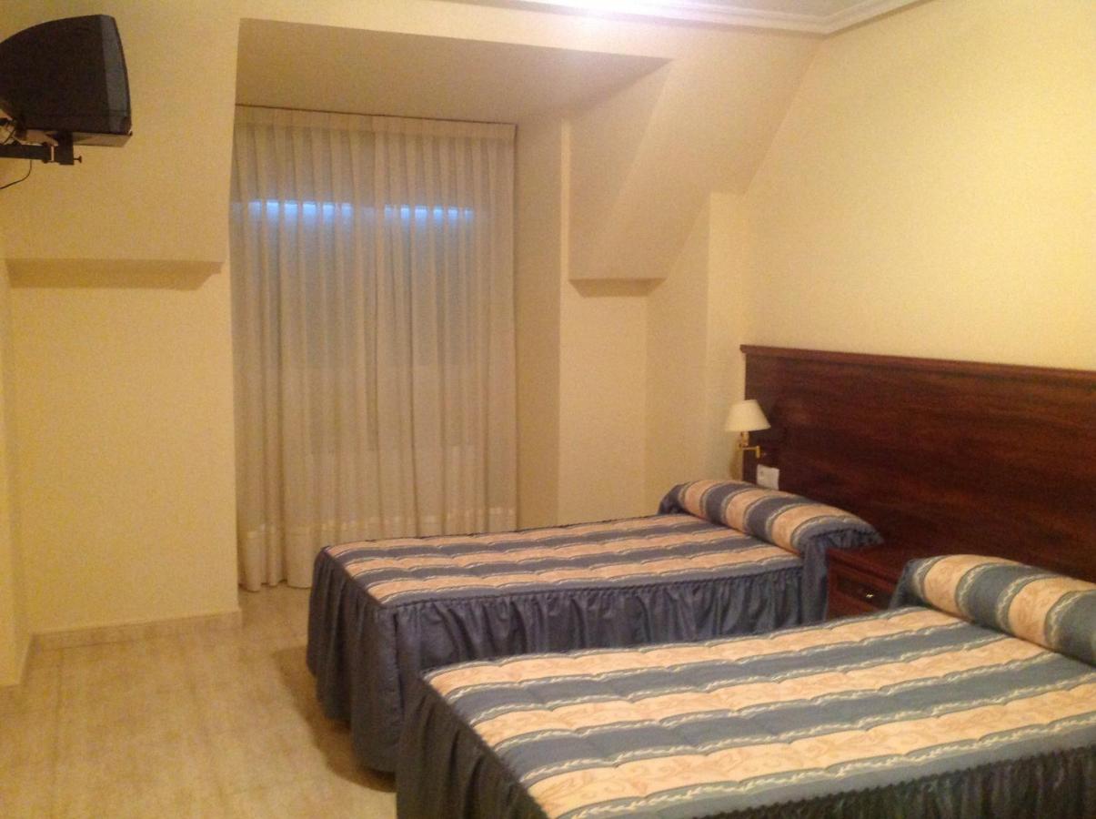 Hostal San Froilan, La Virgen del Camino – Bijgewerkte ...
