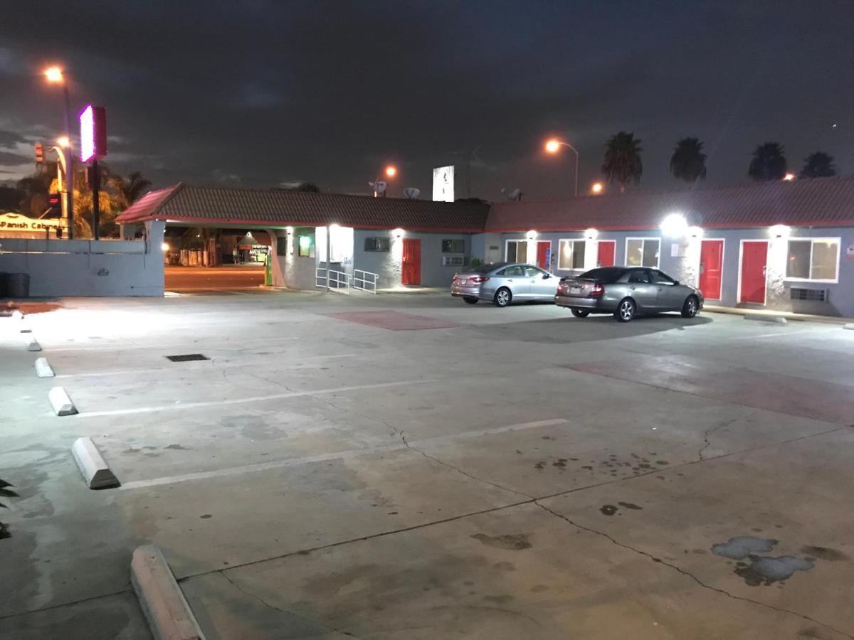 Rocky Inn Motel — photo 12