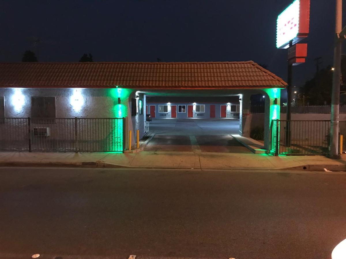 Rocky Inn Motel — photo 14