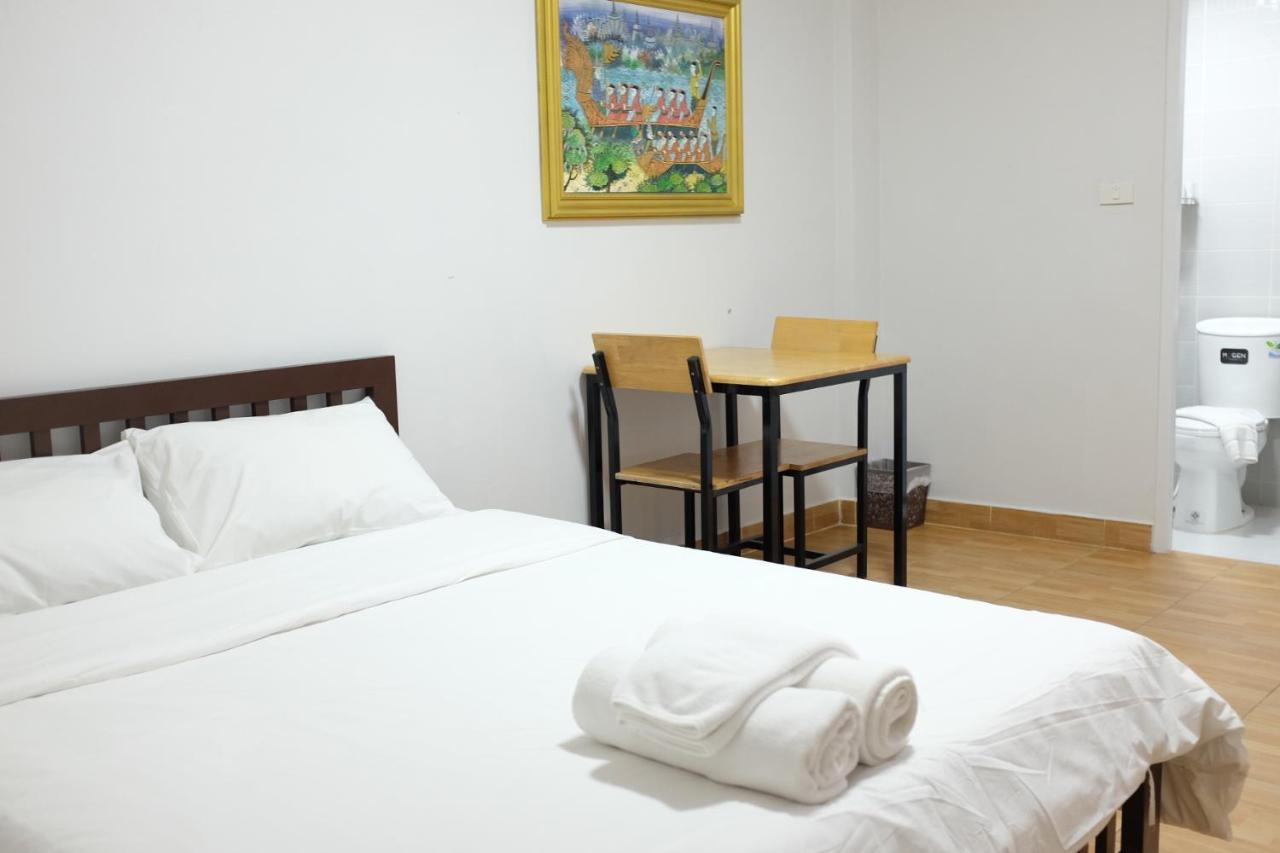 ดับบลิว เจ เรสซิเดนซ์ (WJ Residence at Suvarnabhumi) ดับบลิว เจ เรสซิเดนซ์ (WJ Residence at Suvarnabhumi)