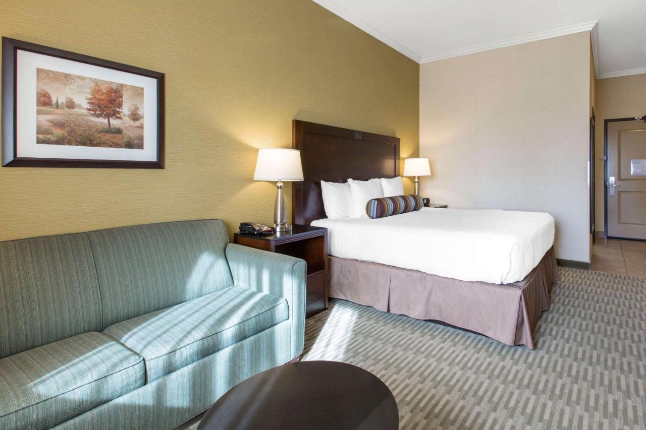 The Oaks Hotel & Suites — photo 15