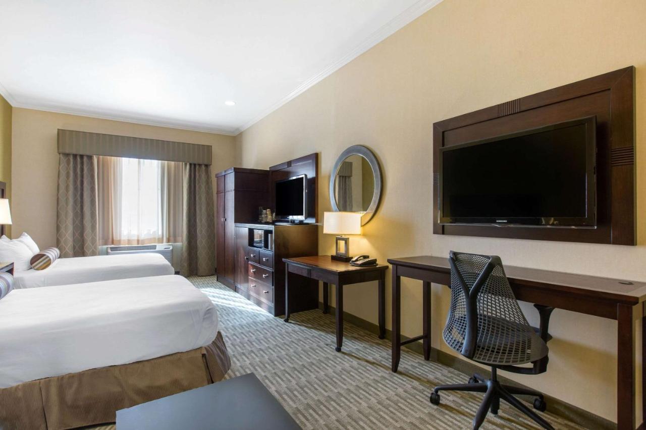 The Oaks Hotel & Suites — photo 2