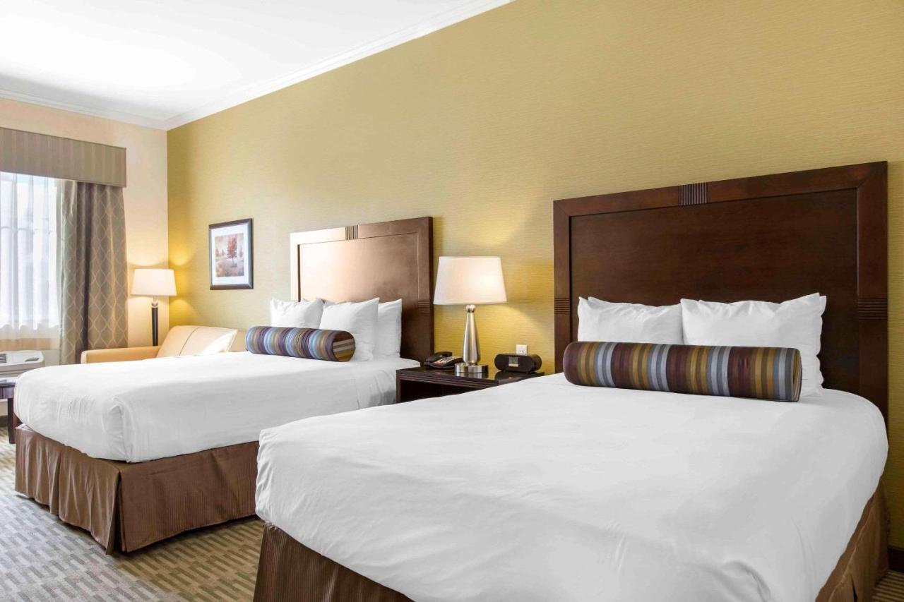 The Oaks Hotel & Suites — photo 22