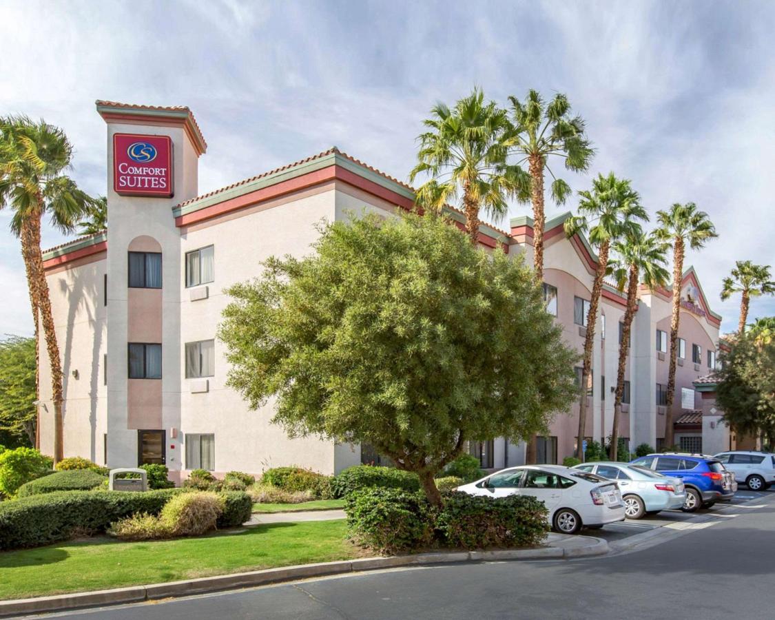 Image: Comfort Suites Palm Desert I-10