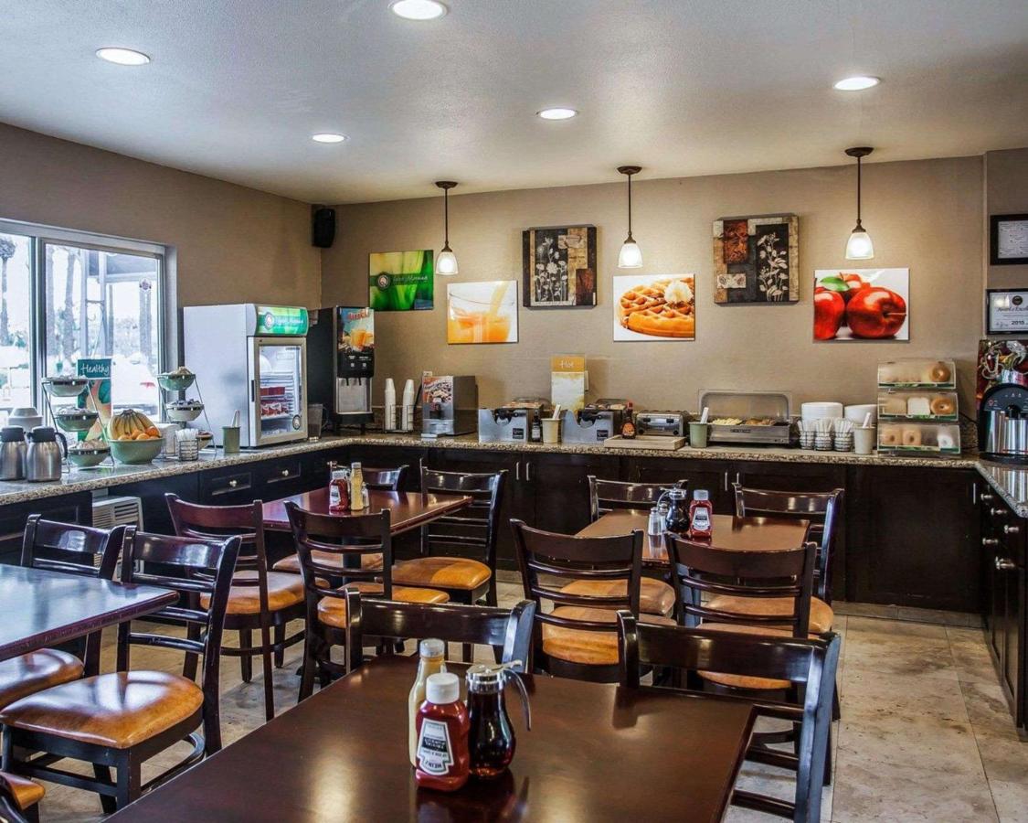 Shadow Park Inn & Suites — photo 4