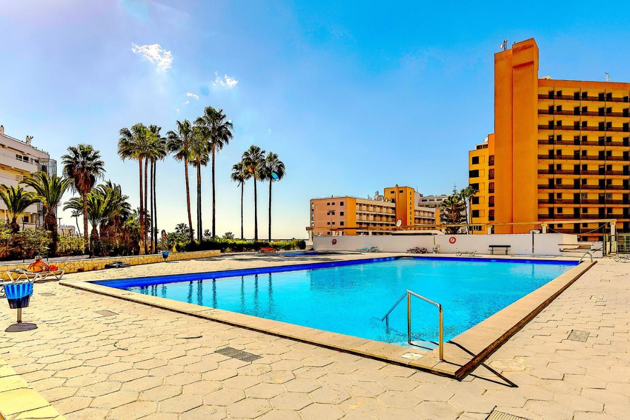 Apartment Viñas del Mar Tenerife, Playa Fañabe, Spain ...