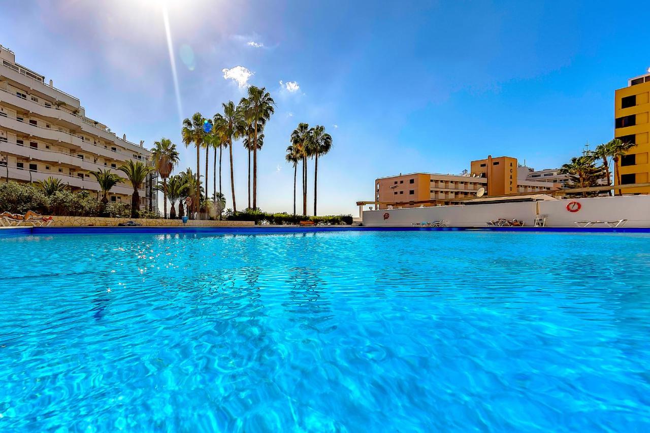 Apartment Viñas del Mar Tenerife, Playa Fañabe, Spain ...
