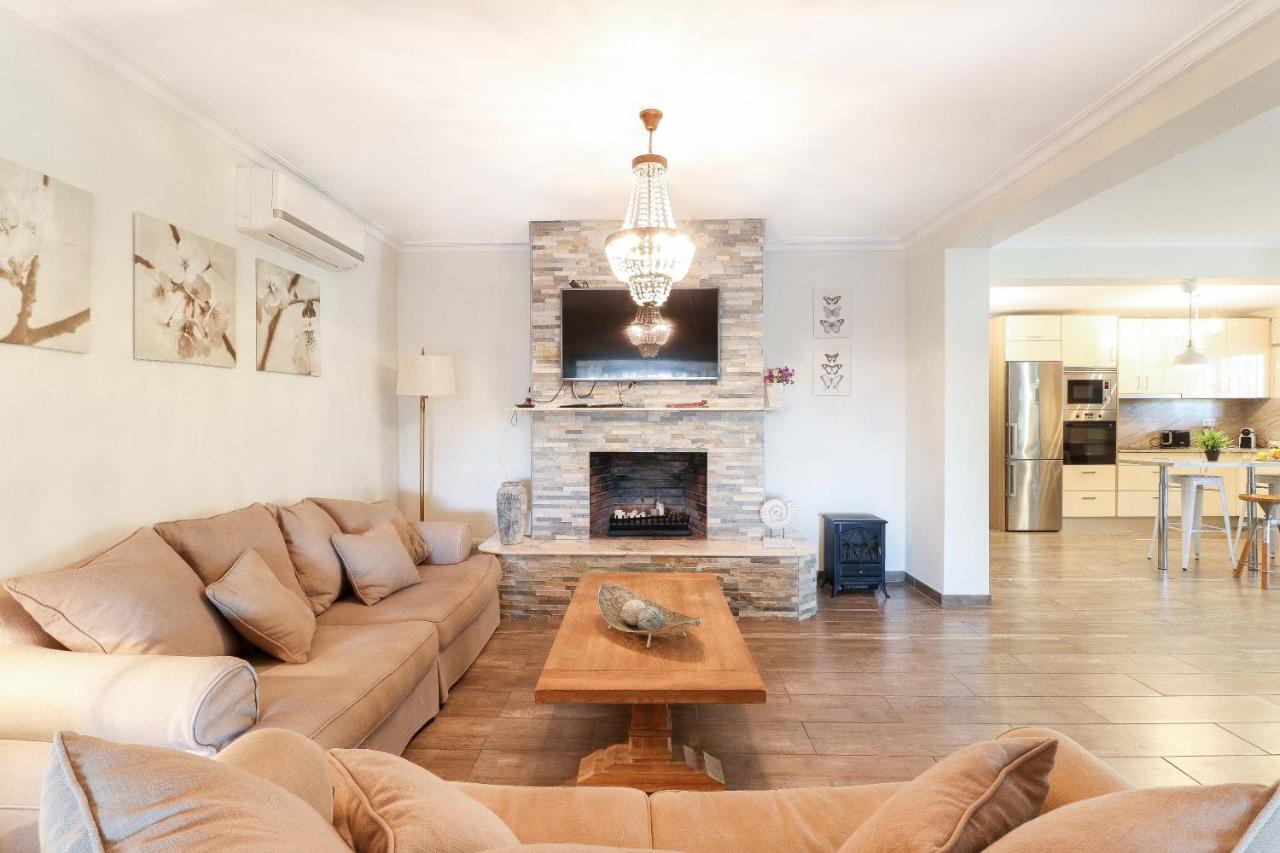 Villa Vita in Elviria, Marbella – Updated 2022 Prices