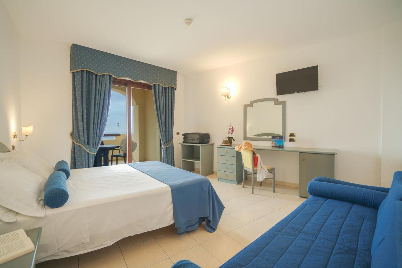 Hotel Scoglio Del Leone photo