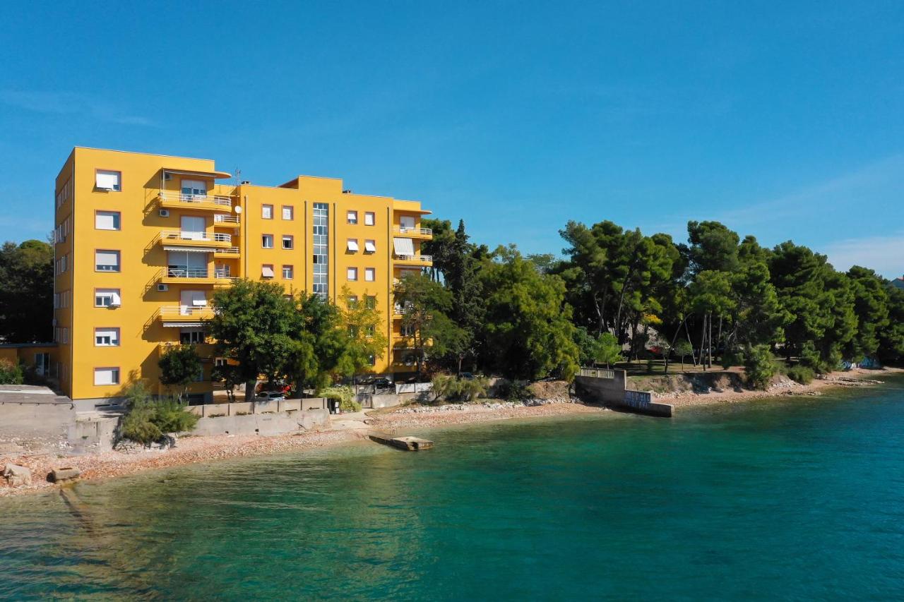 Caisa Classic Beachfront Apartment Zadar Croatia Booking Com