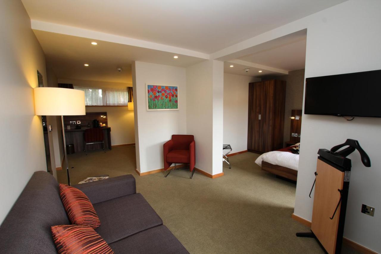College Court Conference Centre & Hotel - Laterooms