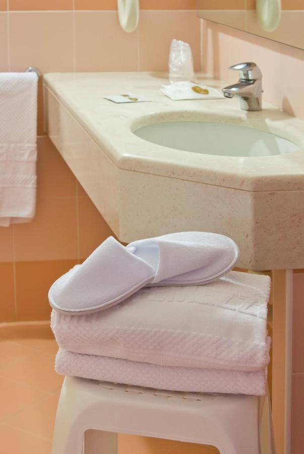 Hotel Montemezzi photo