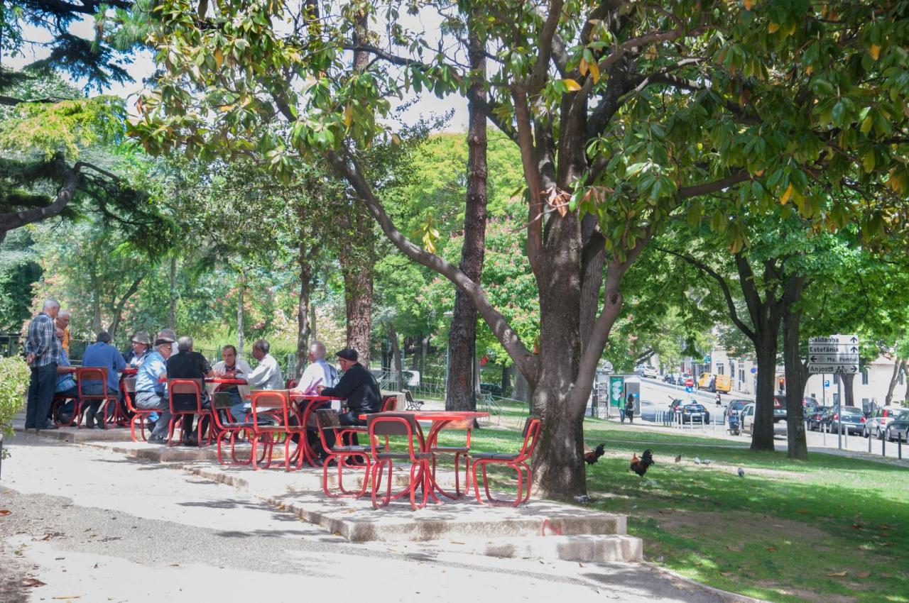 Charming City Centre Apartment - 5