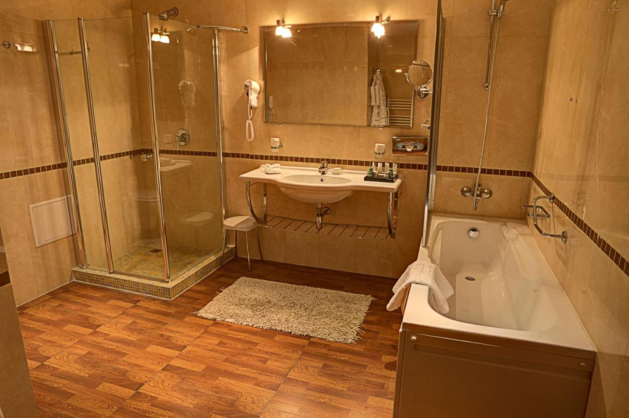 Kempinski Hotel Grand Arena Bansko photo