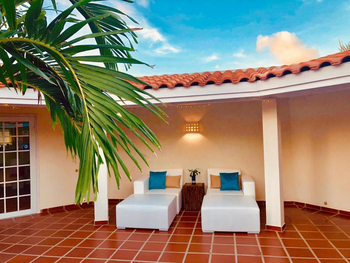 Karibu Aruba Boutique Hotel photo