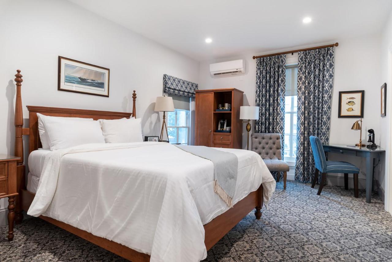 Whaler's Guest House — photo 18