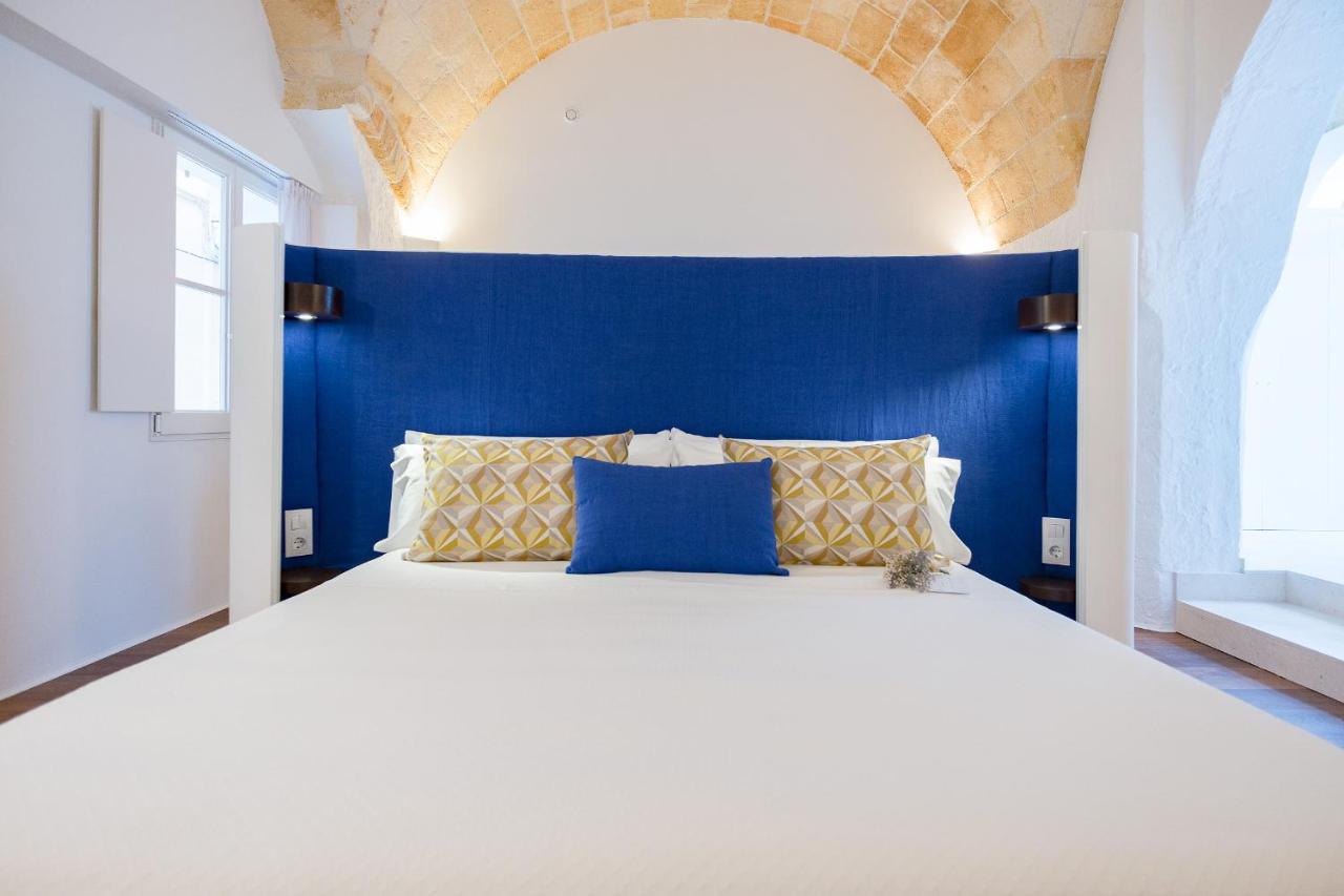 Divina Suites Hotel Singular -Adults Only, Ciutadella ...