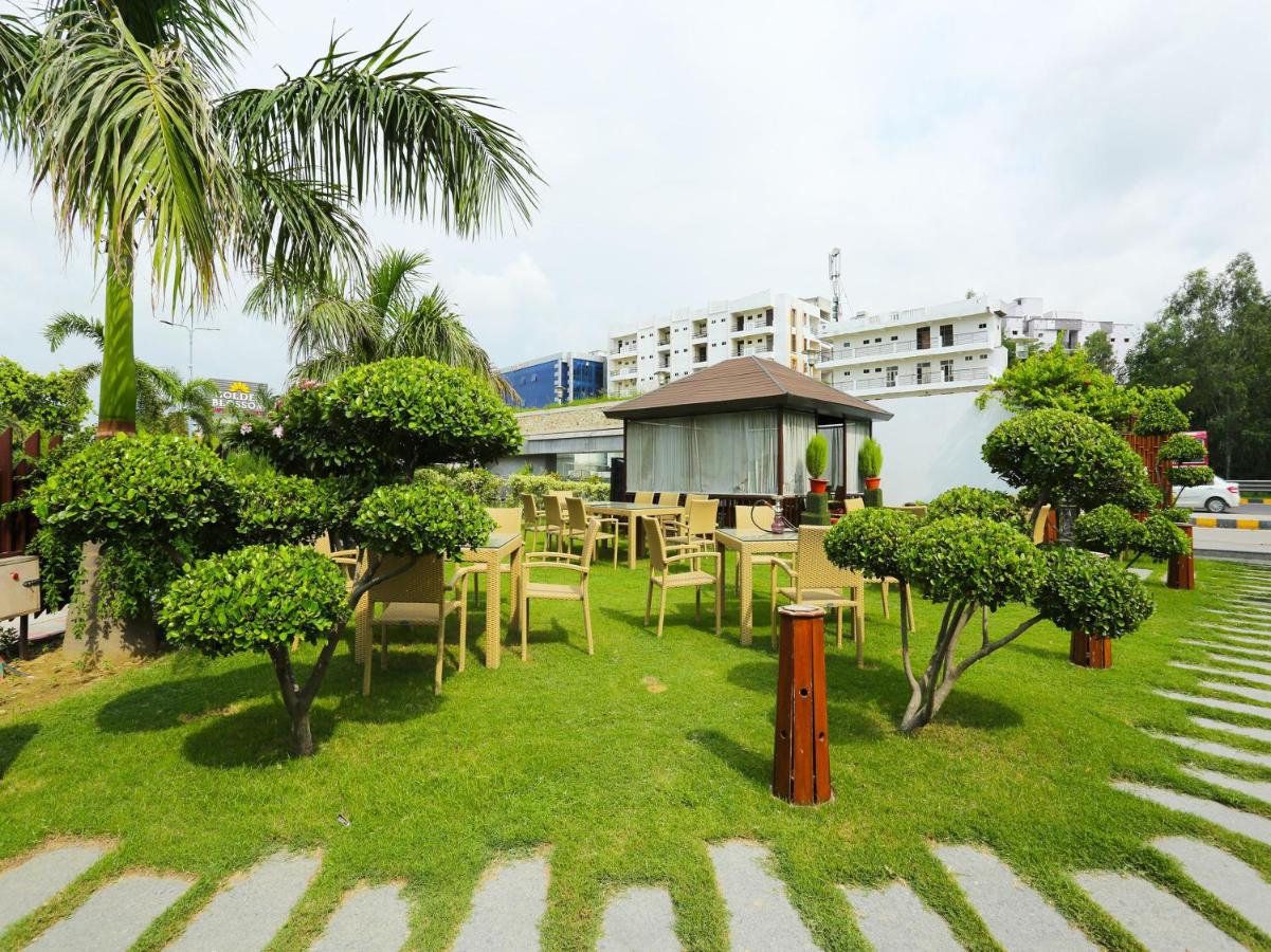 Gallery image of this property