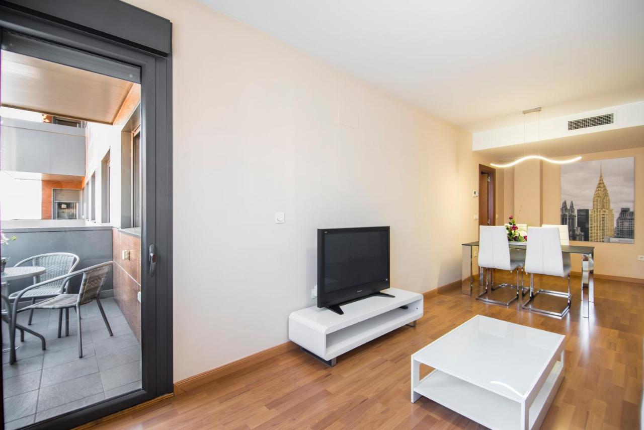 EnjoyGranada Emir 3A - Piscina, Gym & Parking, Granada ...