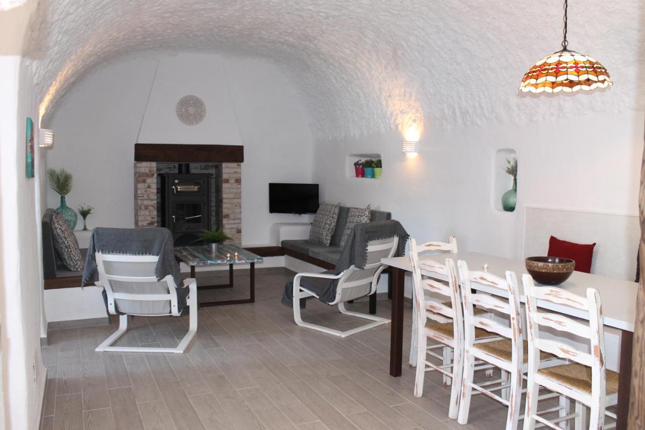 Cuevas Adonia, Freila – Updated 2022 Prices