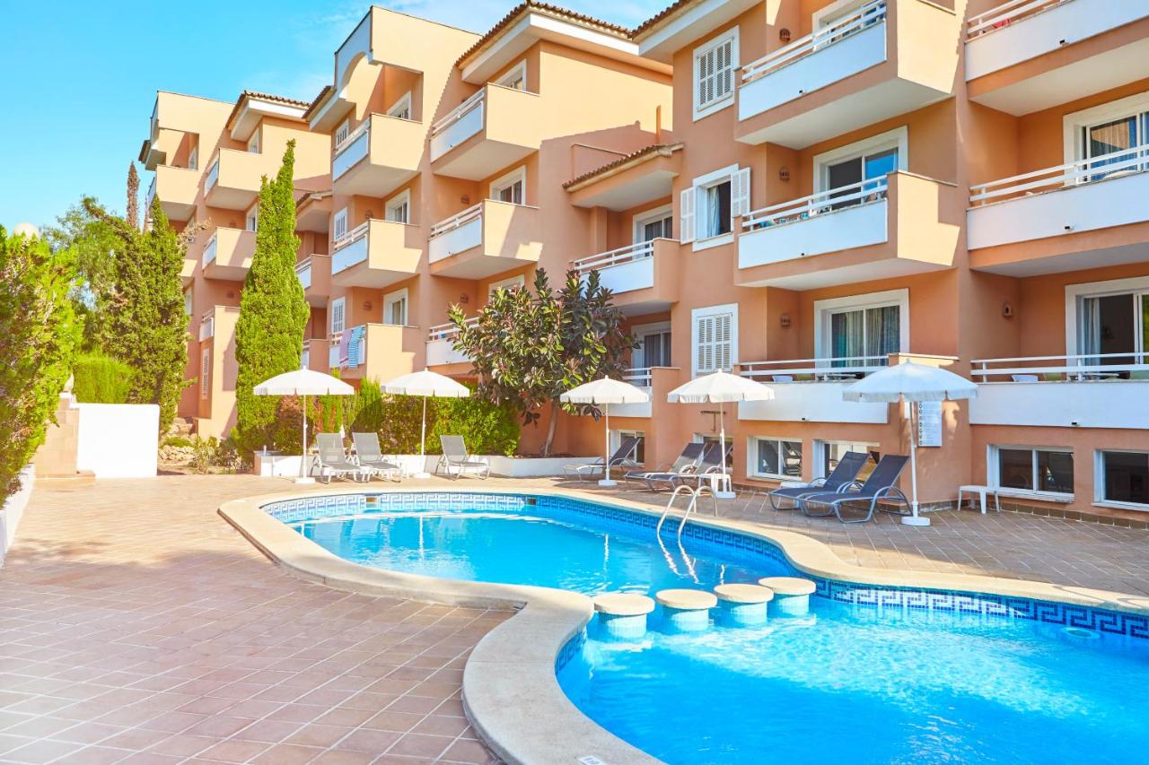 Universal Apartamentos Laguna Garden, Canyamel – Updated 2022 ...