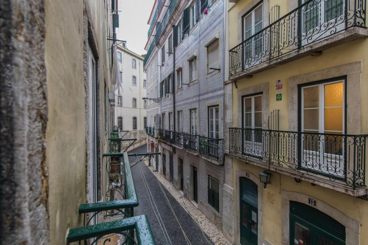 LovelyStay - Vintage Flat Near Santa Justa Elevator! - 5