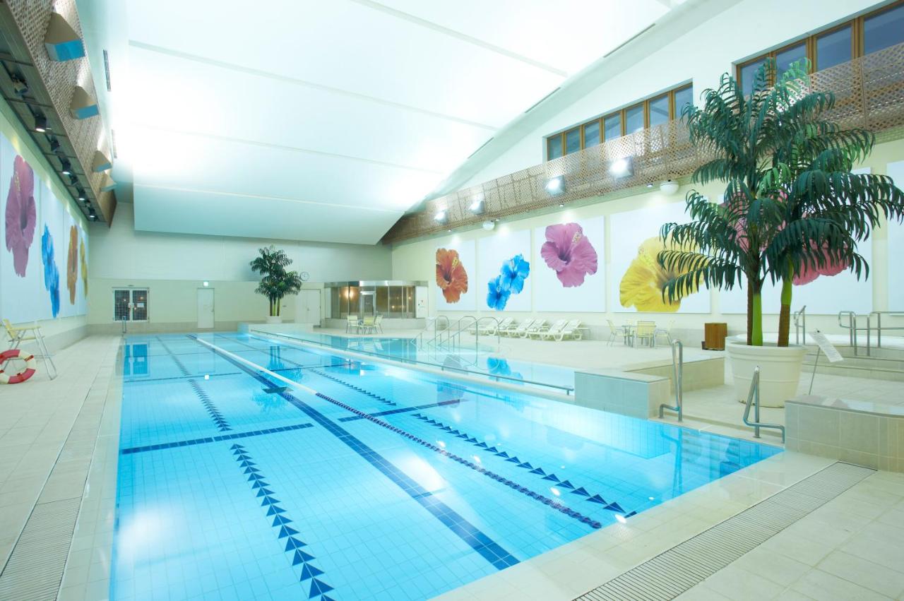 Heated swimming pool: The Prince Park Tower Tokyo - Preferred Hotels & Resorts, LVX Collection