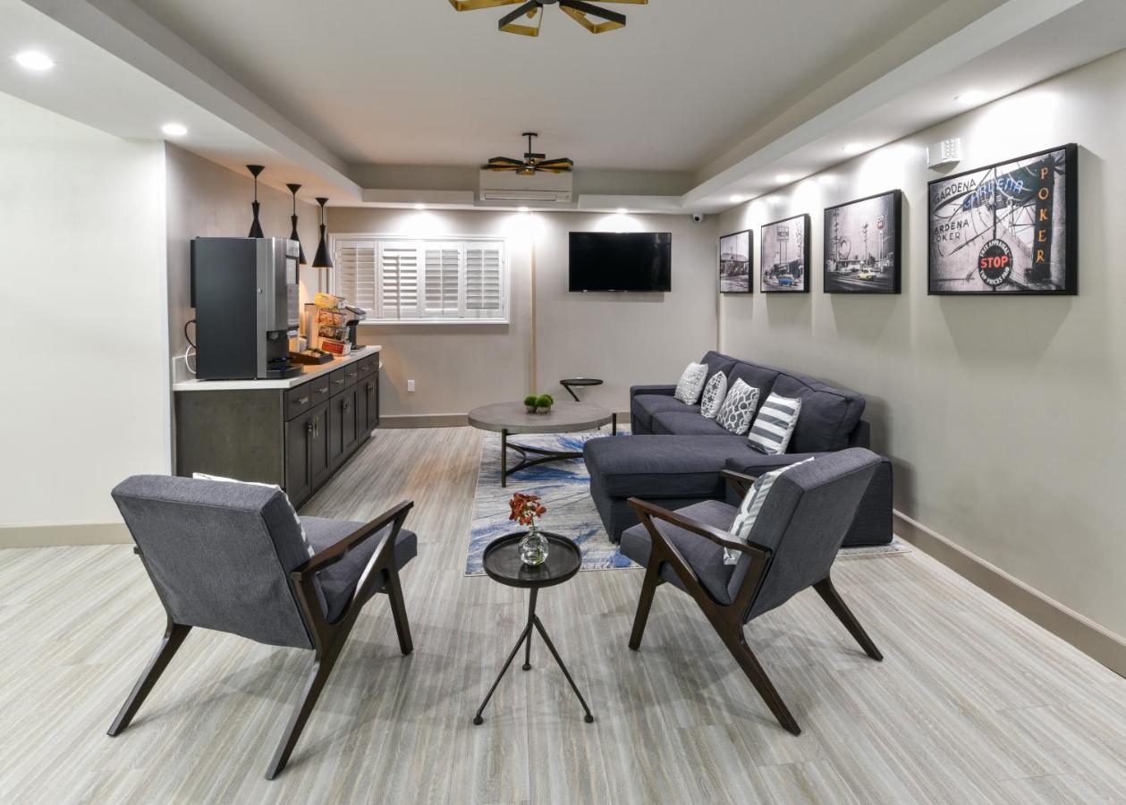 Hollywood Inn Suites Hotel - 5