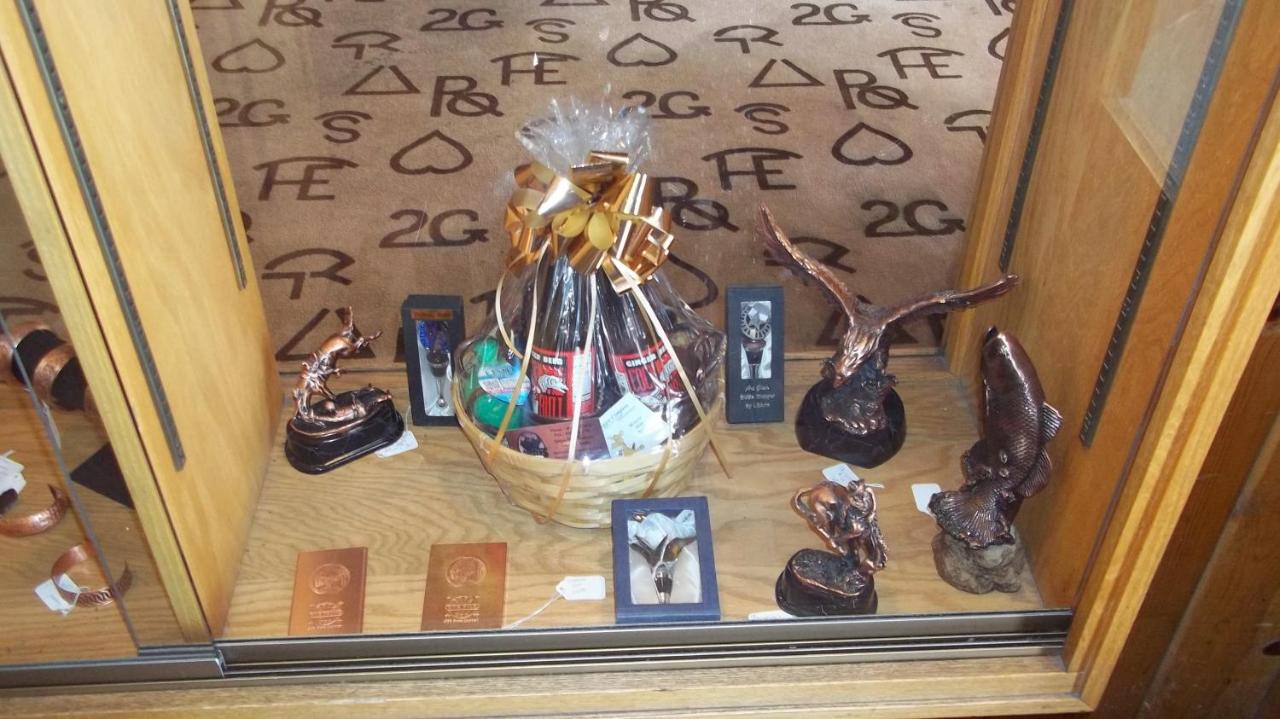 Dude Rancher Lodge — photo 12