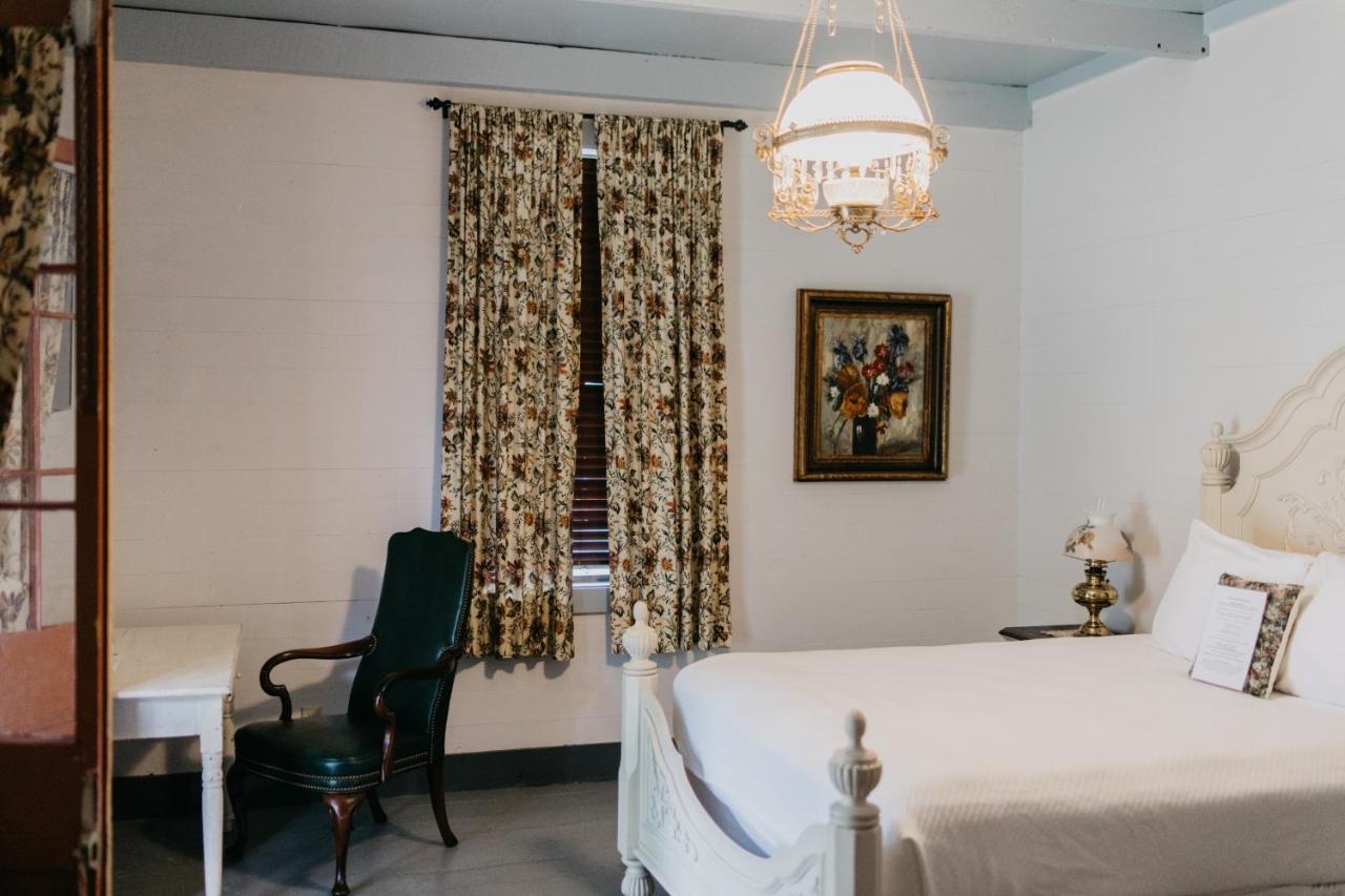 Maison Mouton Bed & Breakfast — photo 23