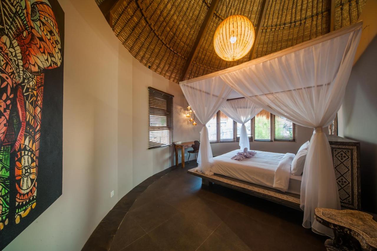 Luxury Villas Merci Resort 3BR Seminyak #1 - 2