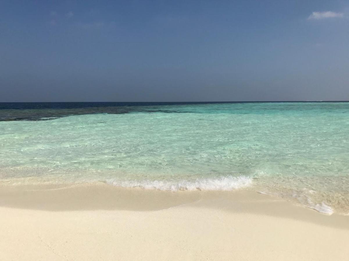 Beach: String Wave Maldives