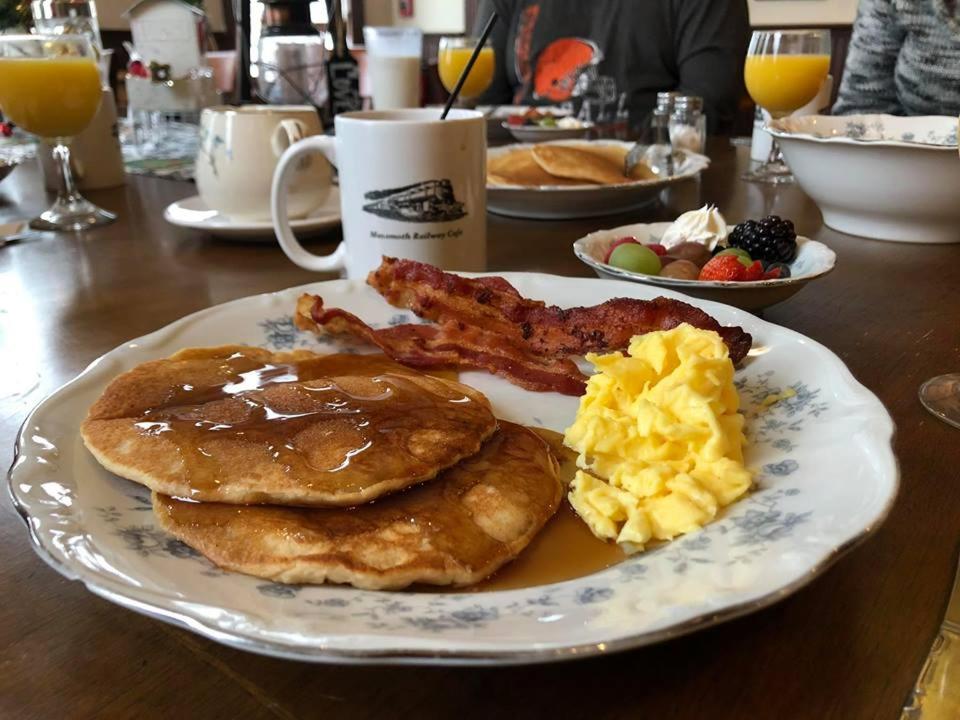 Grand Victorian Inn — photo 8