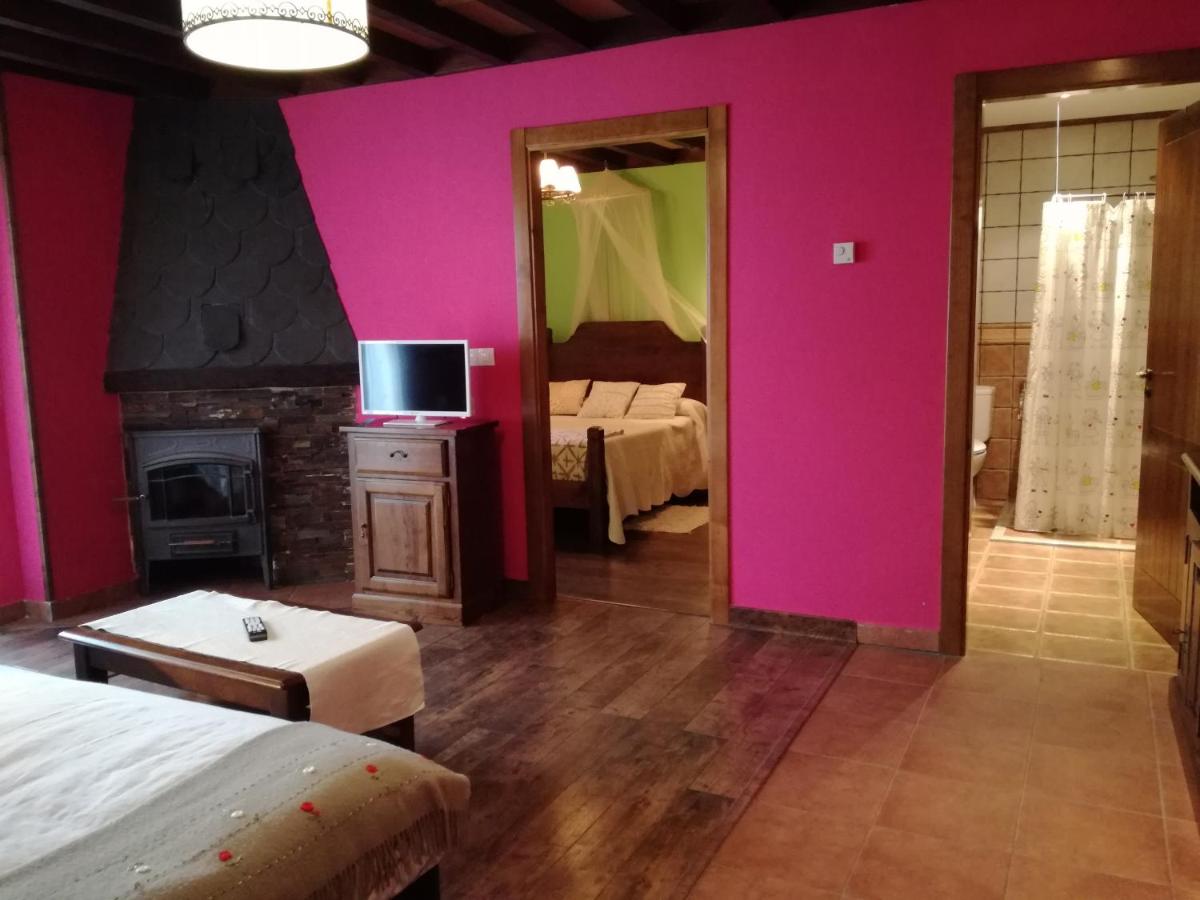 Luna de Vilar, Vilarpescozo – Updated 2022 Prices