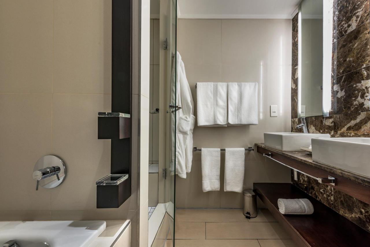 Victoria & Alfred Hotel by NEWMARK - 3