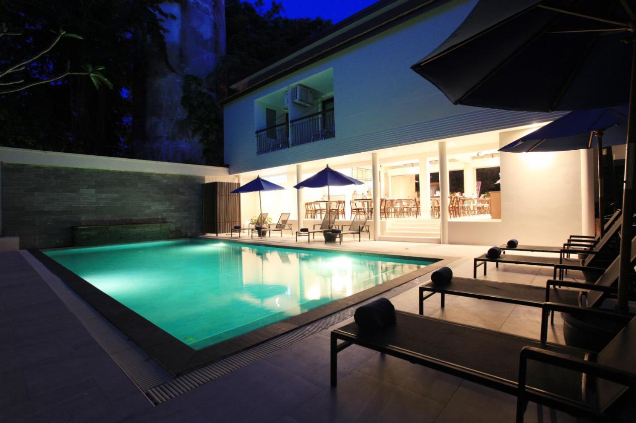 Adema Boutique Karon - 2