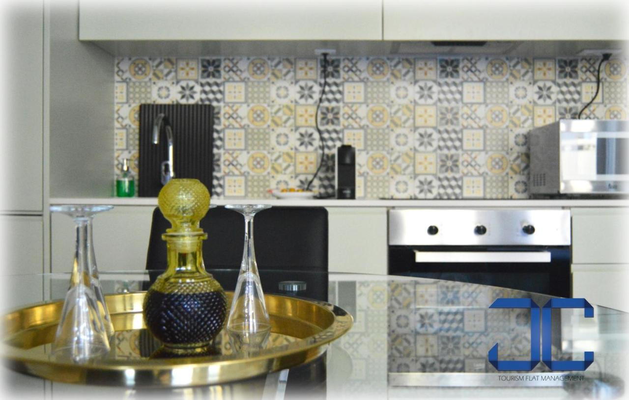 Click! Apartment by JC - 2