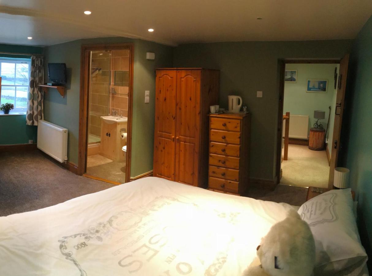 Manor Farm Bed and Breakfast - Laterooms