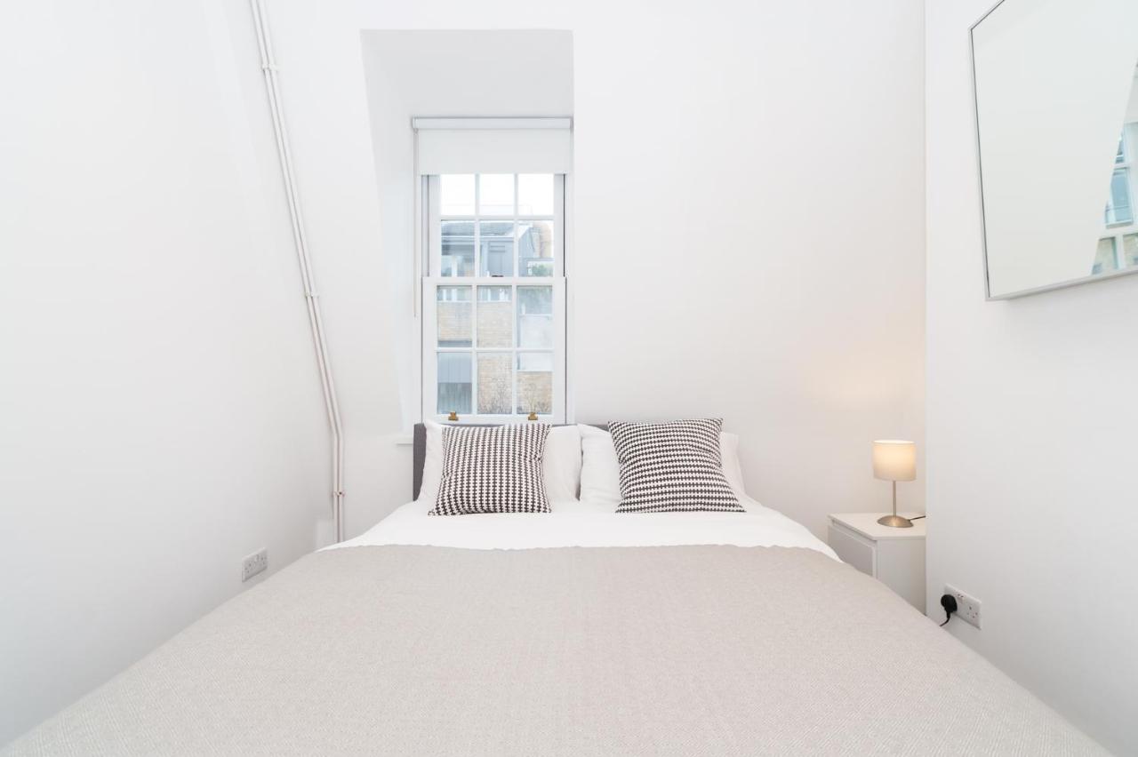 New 2 Bed Apartment in Covent Garden - 2