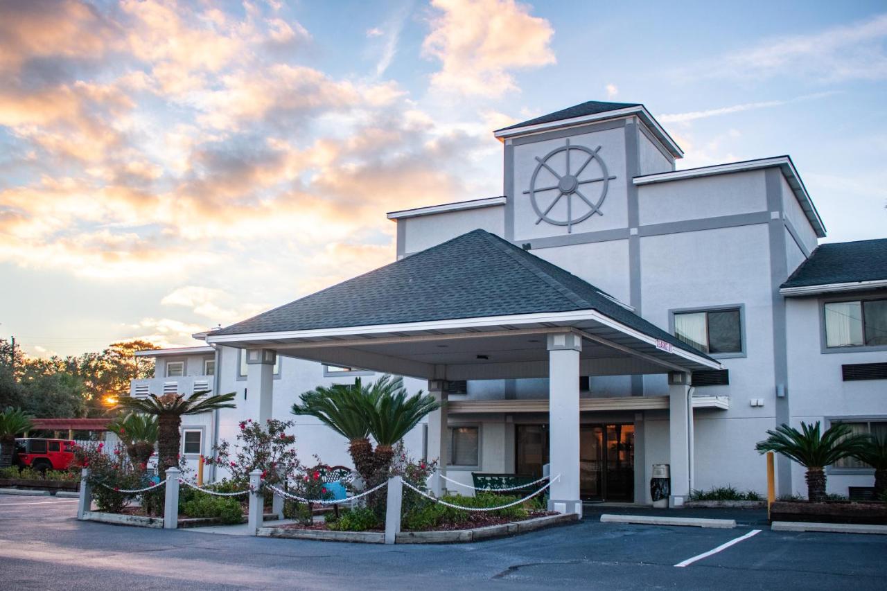 Admiral's Inn on Tybee Island — photo 7