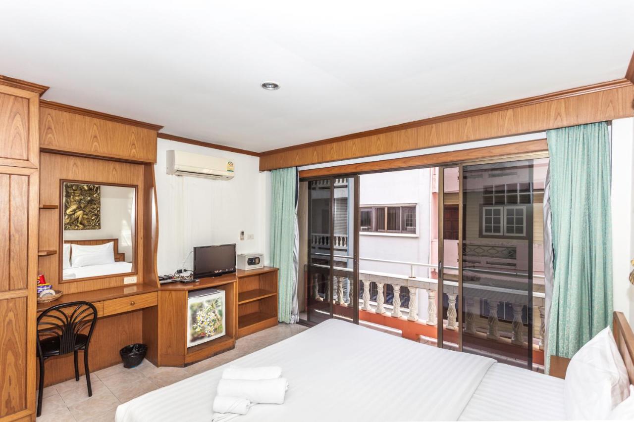 Andaman Sea Patong - 2