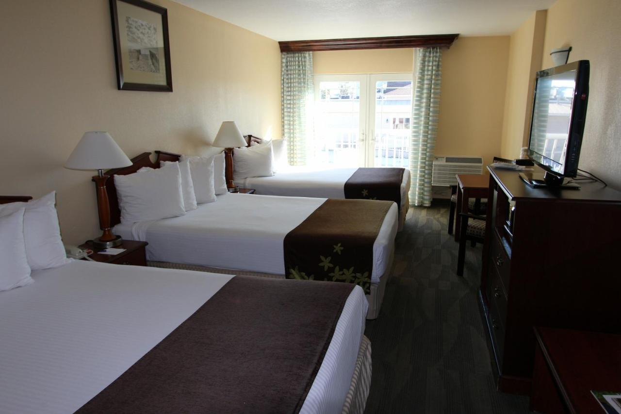 Gold Leaf Hotel of Dewey — photo 10