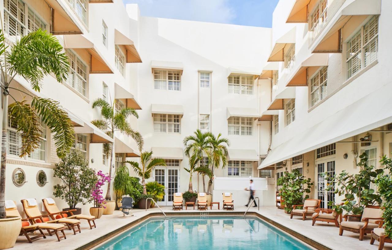 Discover the best hotels in Miami for couples, from luxurious beachfront resorts to charming boutique stays. Perfect for a romantic getaway, honeymoon, or anniversary trip. Miami Hotels South Beach, Miami Hotels On The Beach, Miami Hotels Luxury Room, Miami Hotels For Couples, Affordable Hotels In Miami, Best Affordable Hotels In Miami, Miami Beach Art Deco Hotels, Best Hotels To Stay In Miami, Romantic Hotels Miami Beach, Downtown Miami, Miami Beach Hotels Ocean, Best Miami Hotels For Couples